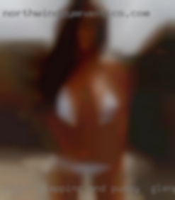 Light slapping pussy in Glenpool and spanking.