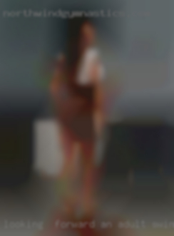 Looking an adult swingers party  forward to meeting fun people.